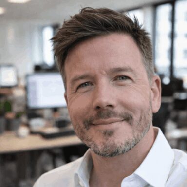 Jarno Duursma op kantoor